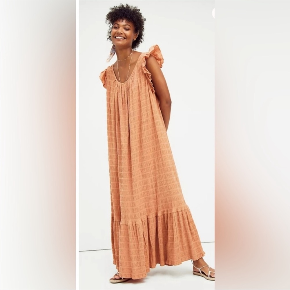 Elegant Peach Maxi Dress